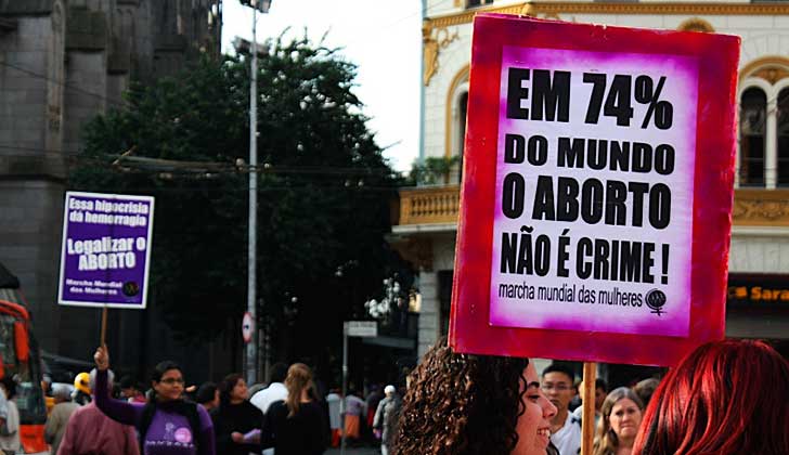 Comisión de Diputados en Brasil aprobó una propuesta que prohíbe todo los tipos de aborto.