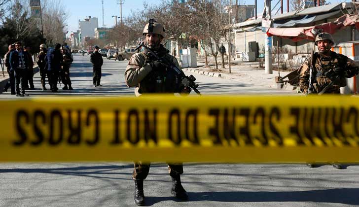 Al menos 40 muertos en un atentado contra un centro cultural en Kabul.