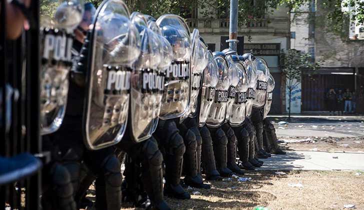 CIDH expresó preocupación por la actuación de la fuerza policial en protestas en Argentina. Foto: Emergentes