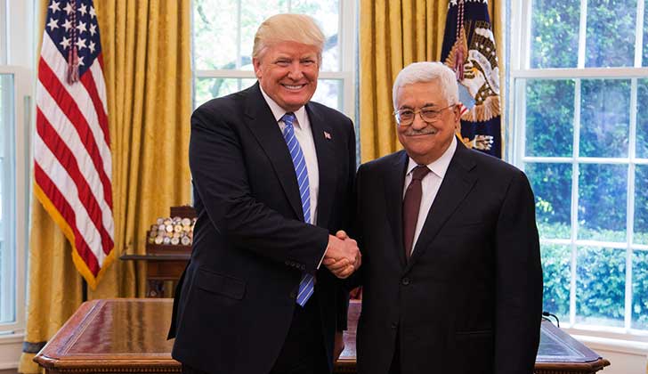 Trump comunica a Abbás su intención de mover la Embajada de EE.UU. a Jerusalén.