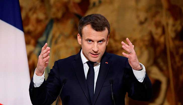 Macron anuncia una ley contra las noticias falsas.