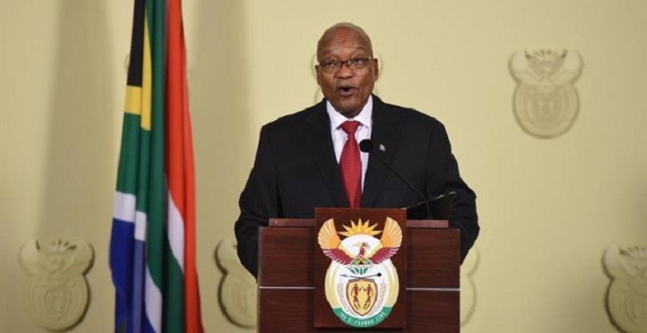 Jacob Zuma acató la orden de su partido y renunció a la presidencia .