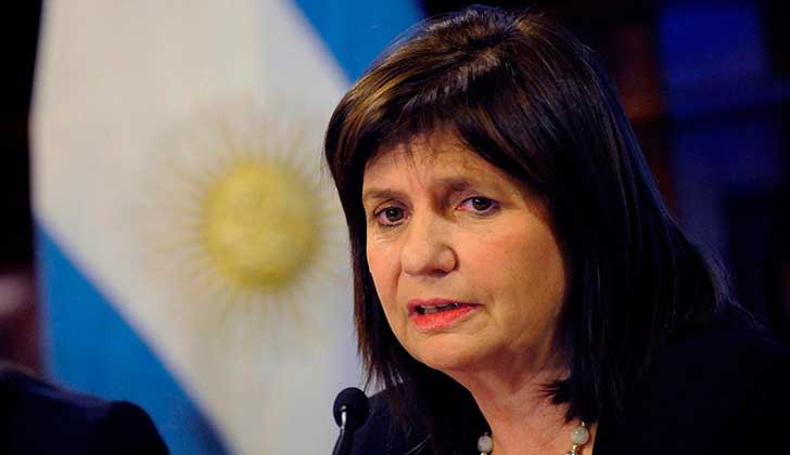 Gobierno argentino impulsa un cambio de doctrina que no culpabilice a los policías en casos de gatillo fácil.