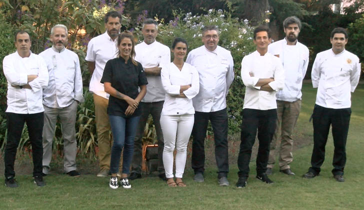 Chefs uruguayos participantes de la cuarta edición mundial: "Sabor de Francia".