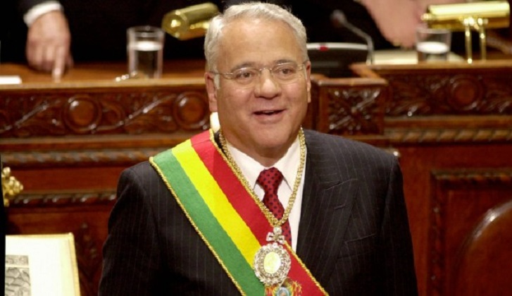 Bolivia solicita a EE.UU. la extradición del expresidente Sánchez de Lozada.