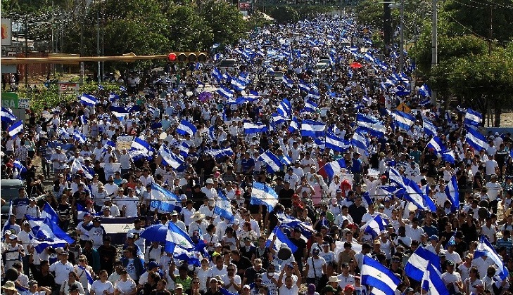 Miles de personas se movilizaron en Nicaragua en rechazo a la represión