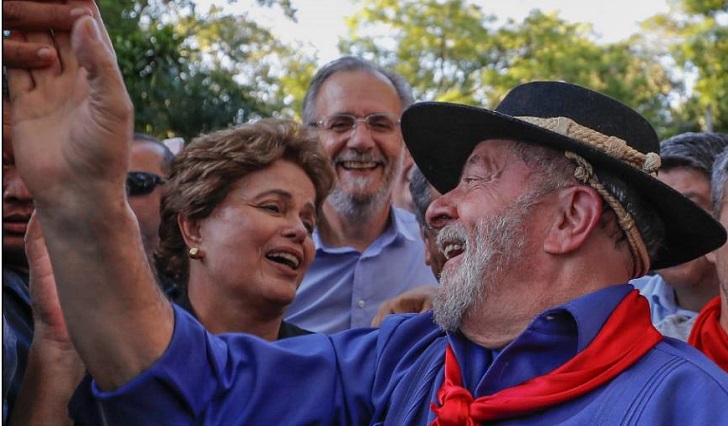 Dilma: "La detención de Lula es otra etapa del golpe iniciado en 2016 con mi juicio político".