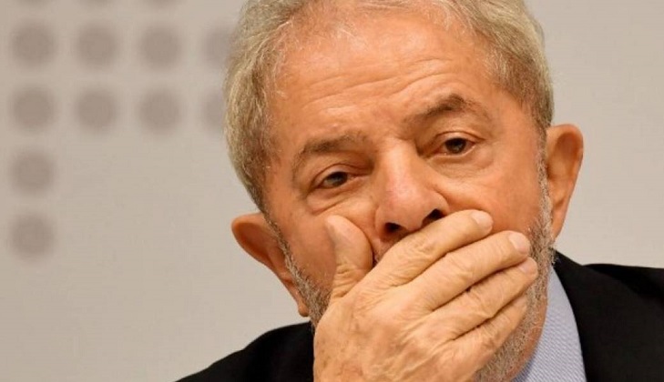 El tribunal que condenó a Lula da Silva niega el último recurso de su defensa.