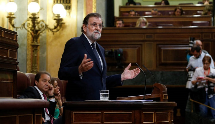 ESPAÑA: Rajoy rechaza dimitir y califica de "chantaje" la moción de censura.