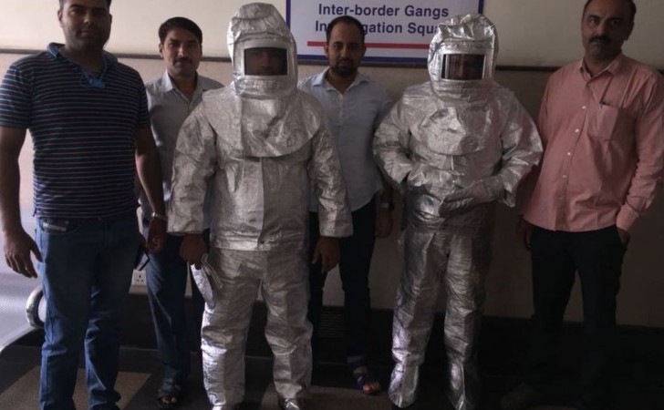 skynews-delhi-space-suit_4304955