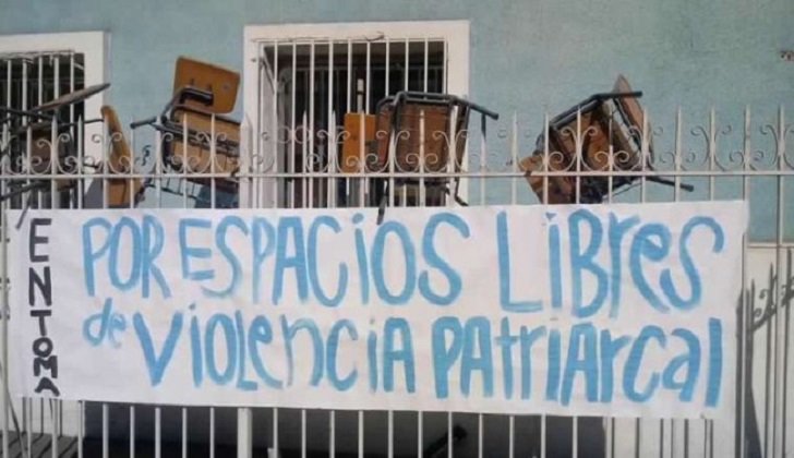 “Tomas feministas” en Universidades de Chile contra la violencia machista