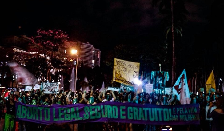 Brasil se moviliza por la despenalización del aborto. Foto: Midia Ninja