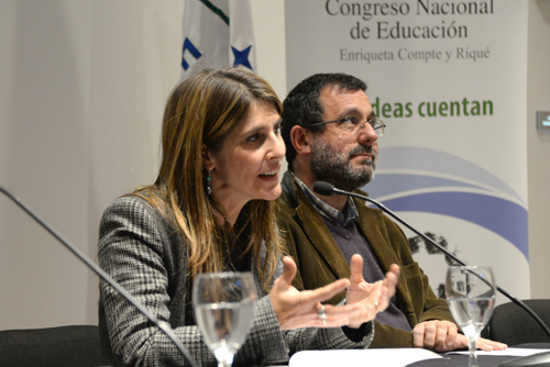 Los profesores Nilia Viscardi y Pablo Martinis, coordinadores del equipo redactor 