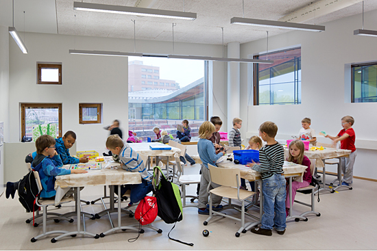 Saunalahti school in Espoo, Finlandia. Foto: Andreas Meichsner / Verstas architects