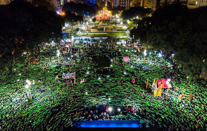 La cuarta marcha del "Ni Una Menos" fue multitudinaria y verde en Buenos Aires. Foto: Prensa Obrera