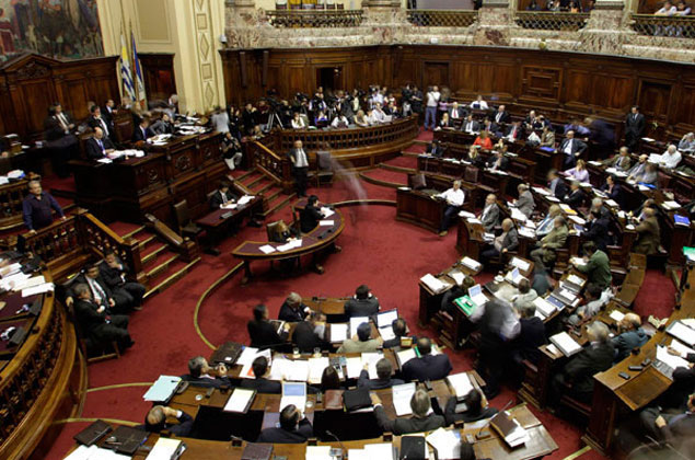 Camara-de-representantes-Parlamento-Uruguay_lr21-E-e