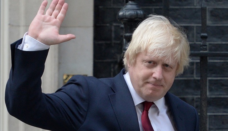 Renunció el canciller británico Boris Johnson