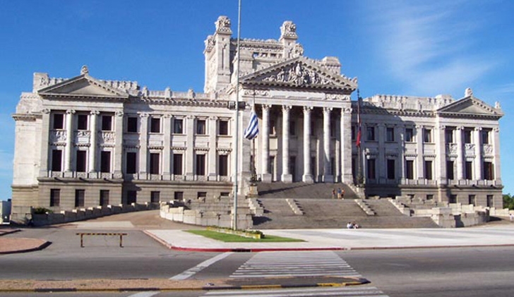 Parlamento-Uruguay-e