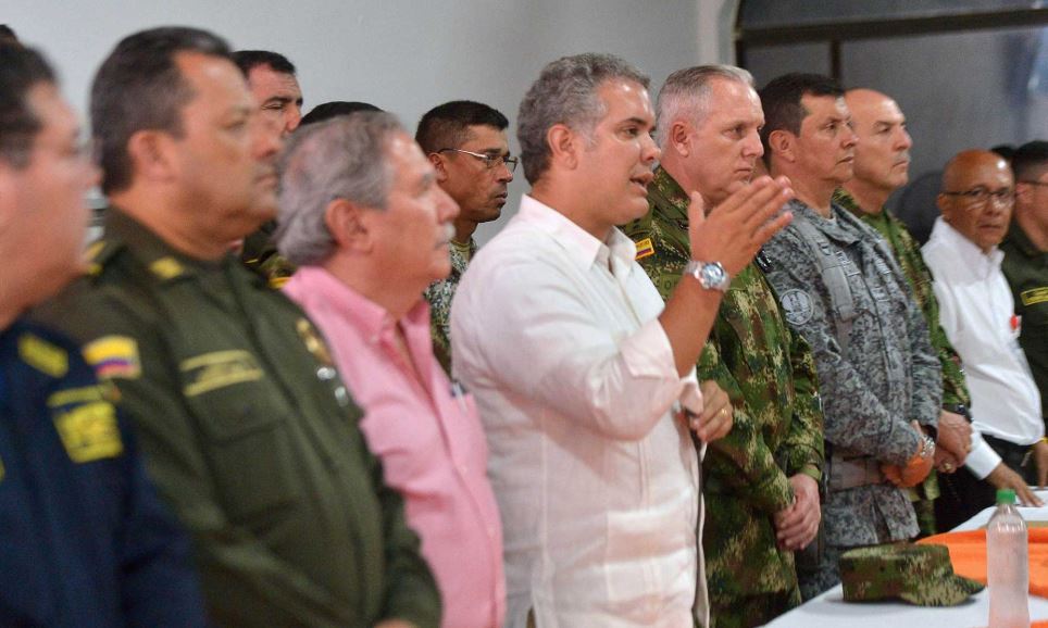 Ivan Duque (de blanco), presidente de Colombia. Foto: Gobierno de Colombia