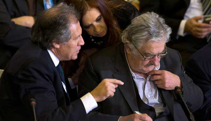 Almagro-Cristina-Fernández-y-Mujica-AFP