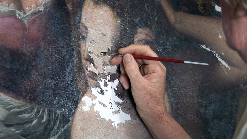 Restoring-Batheba-s-face-in-a-painting-by-Artemisia-Gentileschi