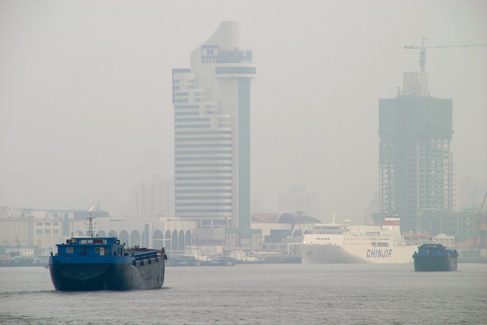Shanghai opacada por smog, uno de los mayores problemas de las grandes ciudades. Foto: Pixabay