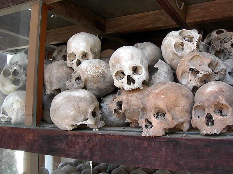Cráneos de las víctimas de los Jemeres Rojos