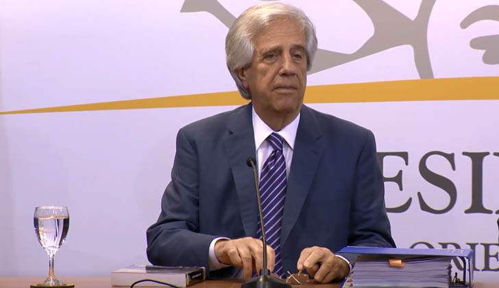Vázquez anuncia la decisión de no hacer lugar al pedido de asilo político del ex presidente de Perú Alan García.