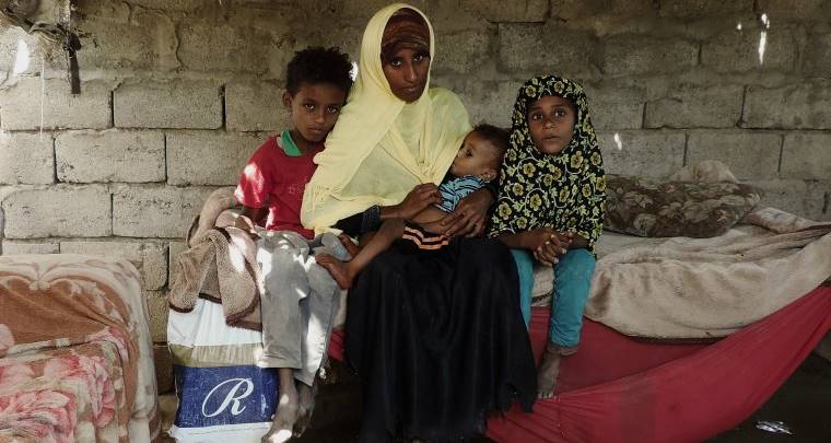 En Yemen, 462.000 niños menores de cinco años sufren de desnutrición aguda grave potencialmente mortal. Foto: actionagainsthunger.org.uk
