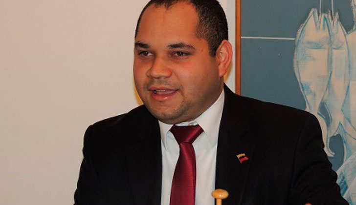 Embajador de Venezuela en Uruguay, Julio Chirino.