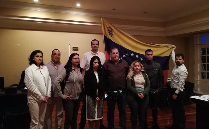 Venezuela denuncia "usurpación" en su embajada de Costa Rica.