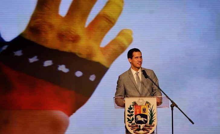 Guaidó: "No hay posibilidad de guerra civil"; Maduro "no tiene la fuerza" del pueblo y de los militares.