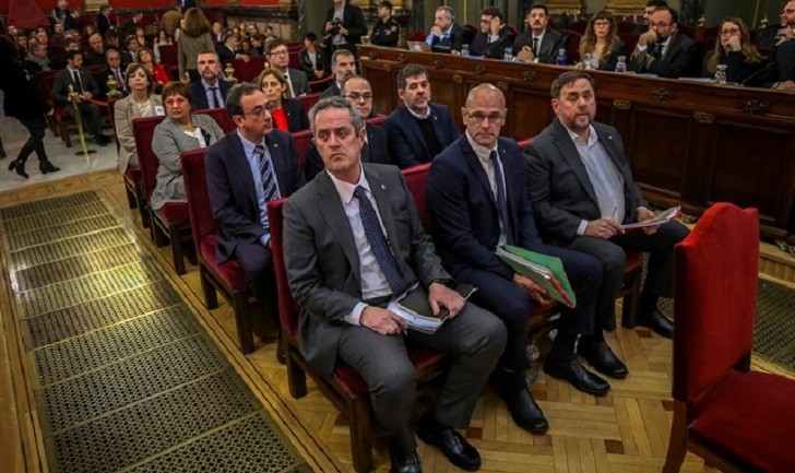 Inicia el juicio a los líderes independentistas catalanes en Madrid