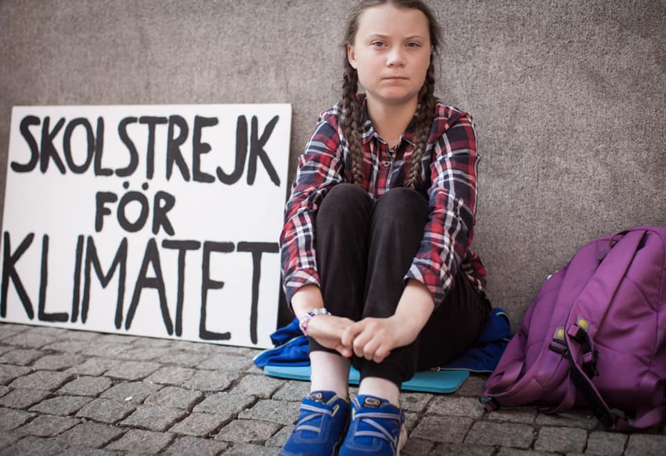 Greta Thunberg es ahora un nombre poderoso entre quienes exigen acciones inmediatas y efectivas contra el cambio climático. 