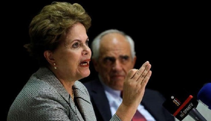 Dilma: "Quienes tienen compromisos con la democracia y la paz no pueden estar a favor de intervenciones militares"