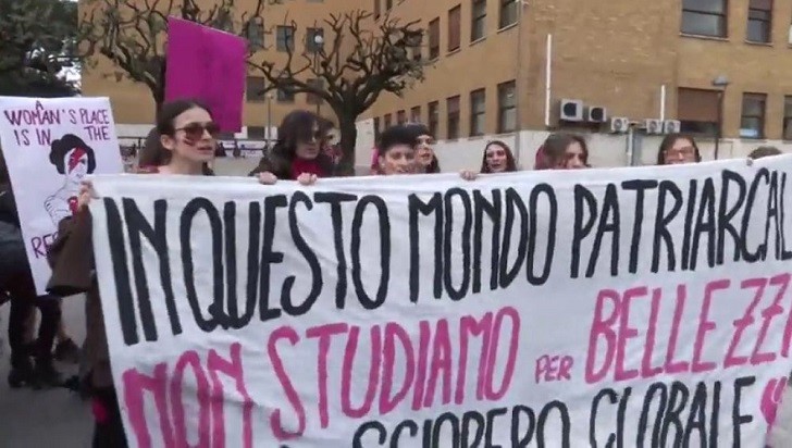 Violadores absueltos en Italia porque la mujer era "demasiado masculina" para resultar atractiva