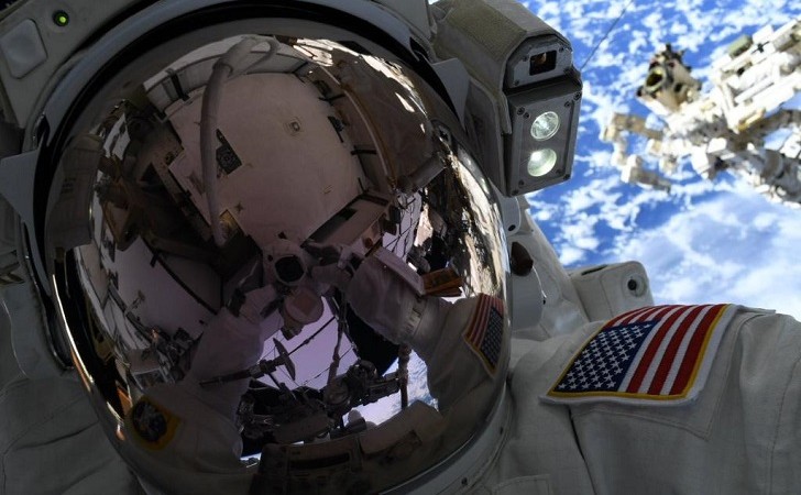 La NASA canceló la caminata espacial de mujeres por "falta de talles"