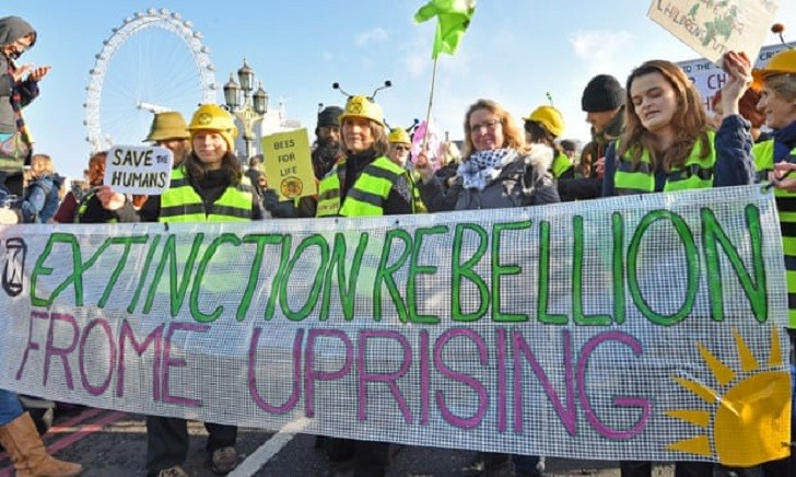 Una semana de protesta ecologista en Londres y más de 800 detenidos 