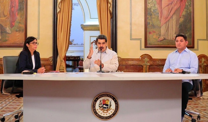 A tres meses de la autoproclamación de Guaidó, Maduro afirma tener el control del país.