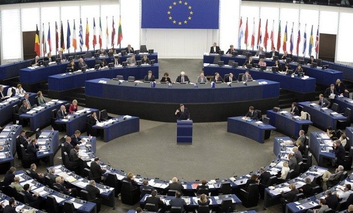 Reino Unido y Holanda abren las elecciones al Parlamento Europeo.