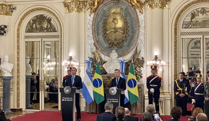 Bolsonaro desde Argentina: "No queremos nuevas Venezuelas en la región"