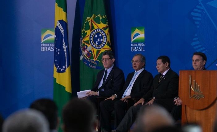 Renunció el presidente del banco de desarrollo de Brasil tras las críticas de Bolsonaro