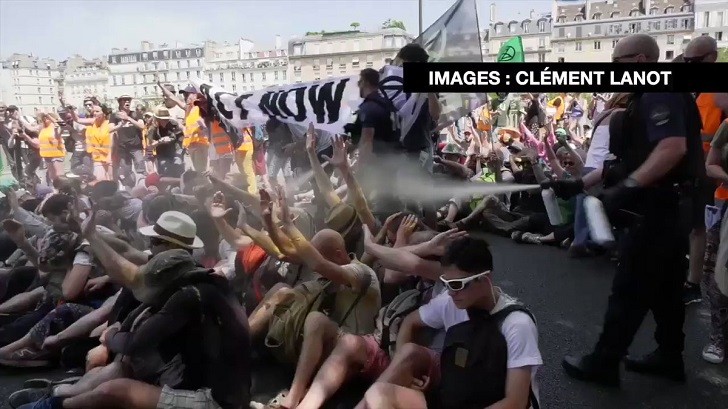 Policía francesa utiliza gas lacrimógeno indiscriminadamente contra los activistas climáticos. Foto: @ClementLanot