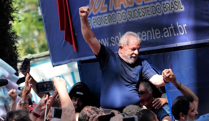 Exdirector de Odebrecht revela que tuvo que "construir una historia" para incriminar a Lula.
