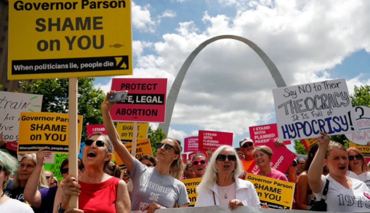 Planned Parenthood y ACLU demandan al estado de Missouri por la prohibición de aborto .