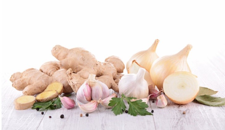 Jengibre, ajo y cebolla: tres alimentos infaltables para reforzar las defensas 