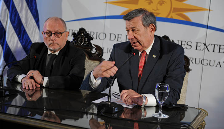 Ministro de Relaciones Exteriores de Argentina, Jorge Faurie, junto al canciller de la República, Rodolfo Nin Novoa. Foto: Presidencia.