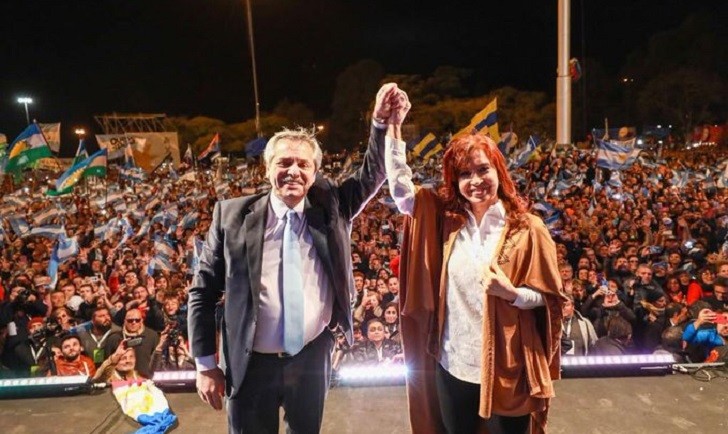 El Frente de Todos cerró su campaña ante una enorme multitud en Rosario