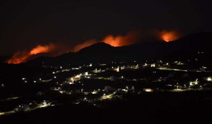 Incendio sin control en la isla de Gran Canaria, ya son 4.000 las personas evacuadas.