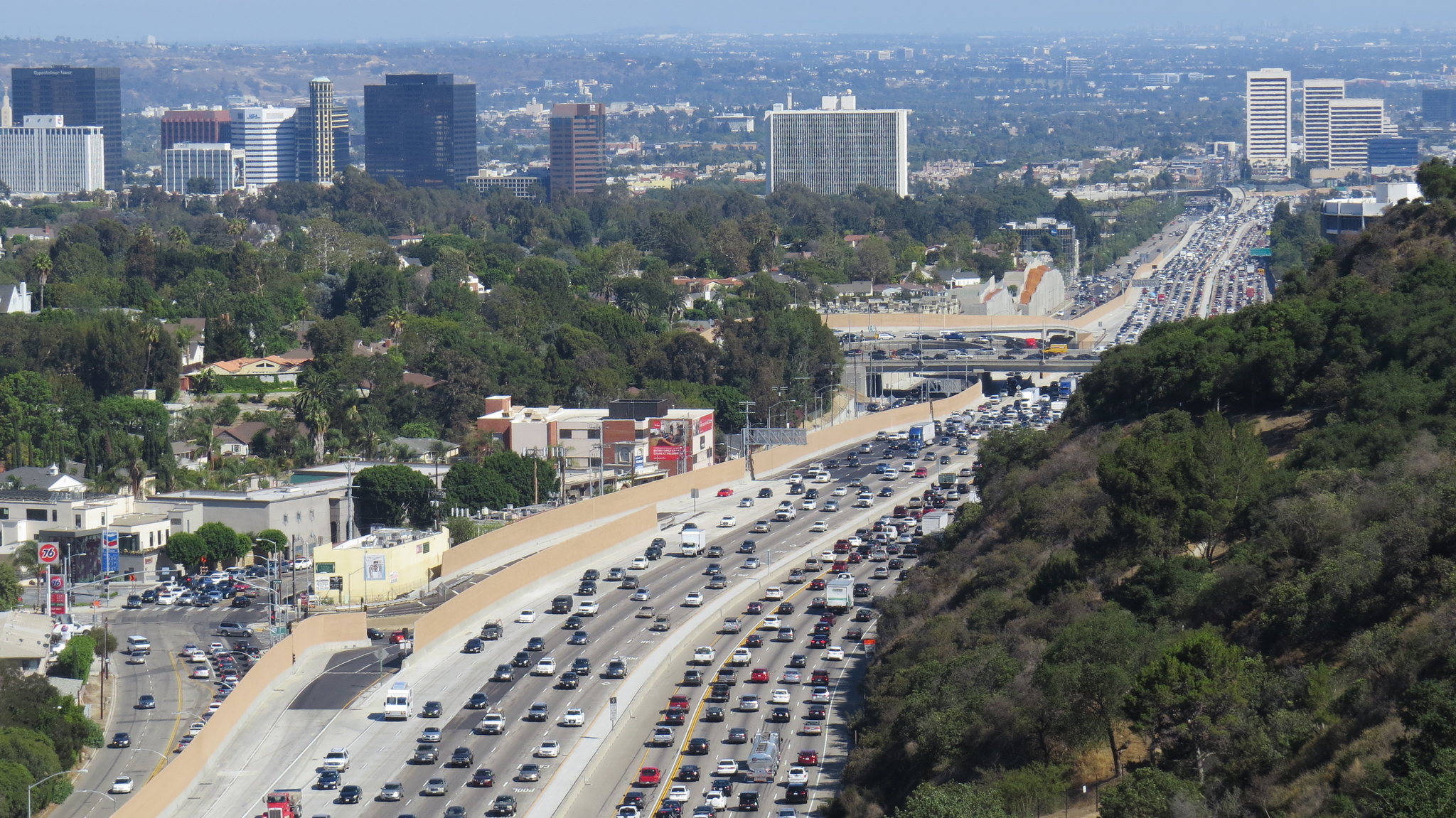 El tráfico de Los Ángeles, California, es uno de los más pesados y atestados del mundo. Foto: Flickr / Luke Jones